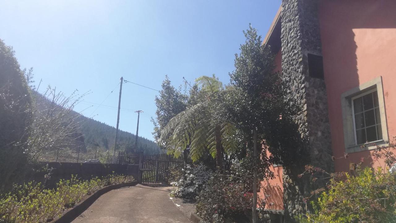 Chalet Pico Das Pedras Santana  Exteriér fotografie